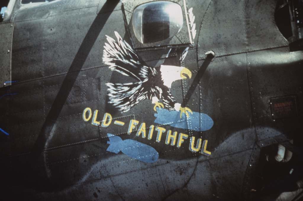 B-24s In Colour / USAAF / USN Library / Forums - Axis And Allies Paintworks